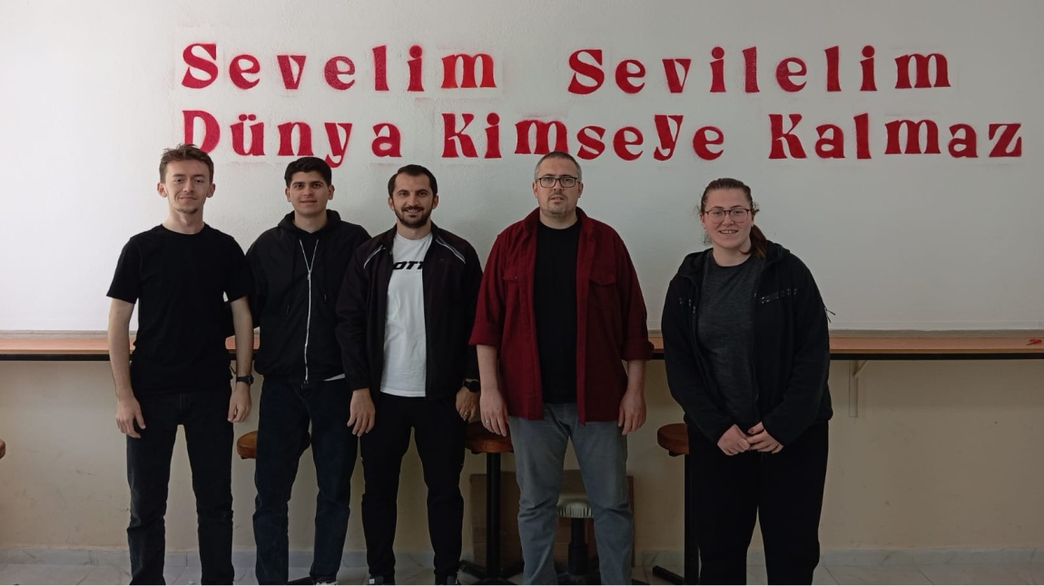 DİLİMİZİN ZENGİNLİKLERİ DUVAR YAZISI